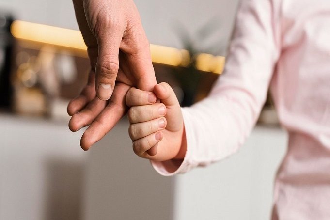 Reconocimiento de paternidad en El Salvador desde el extranjero